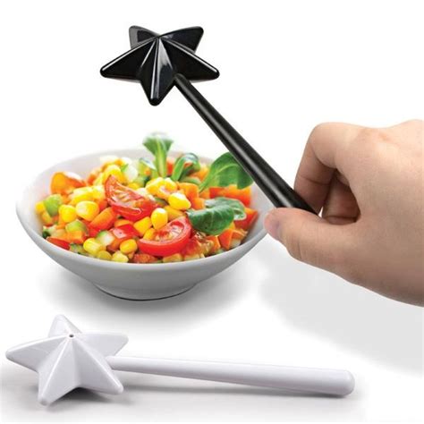 Bring a touch of Hogwarts to your kitchen with these Harry Potter-inspired magic wand shakers
